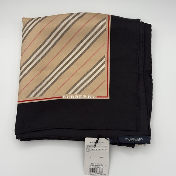NWT Burberry 100% Silk Scarf 34”x34” - Picture 1 of 8